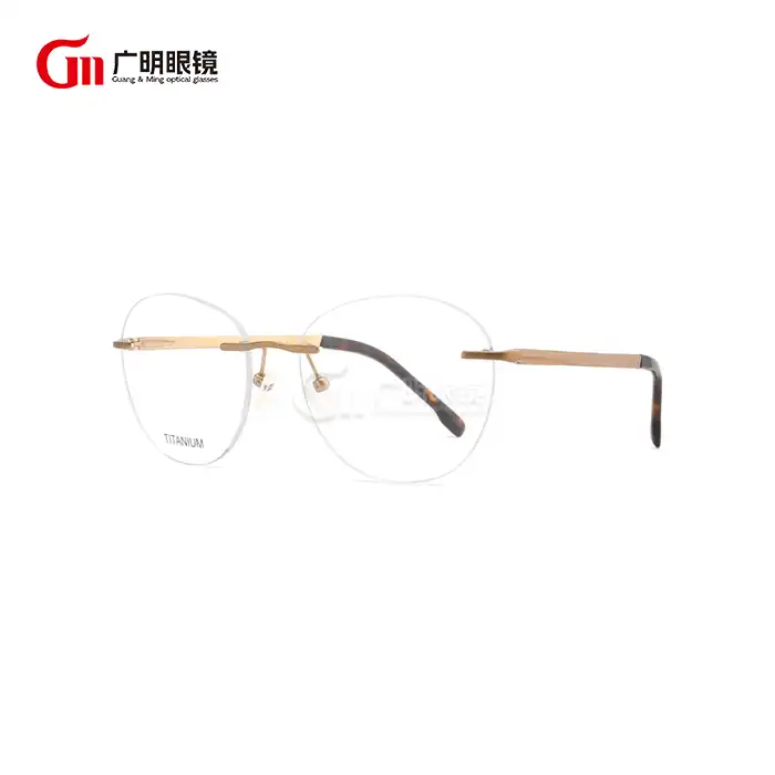 Metal Eyeglass Frames: What are the Benefits of Metal?